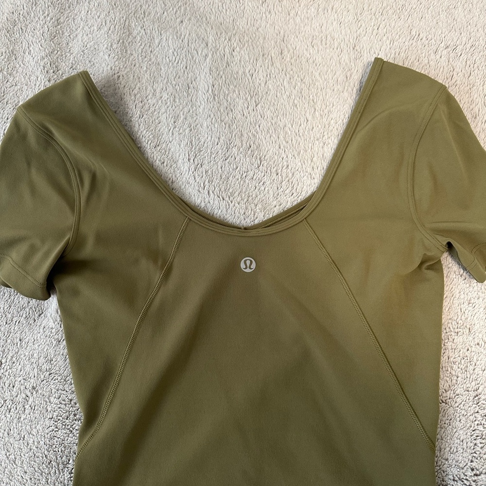 Lululemon green Align Tee
